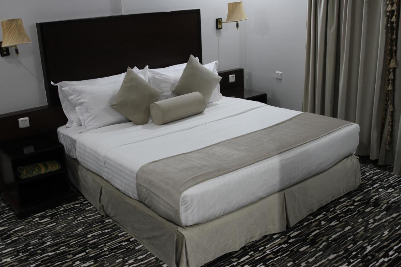 Carawan Al Khaleej Hotel Olaya Riad Exterior foto