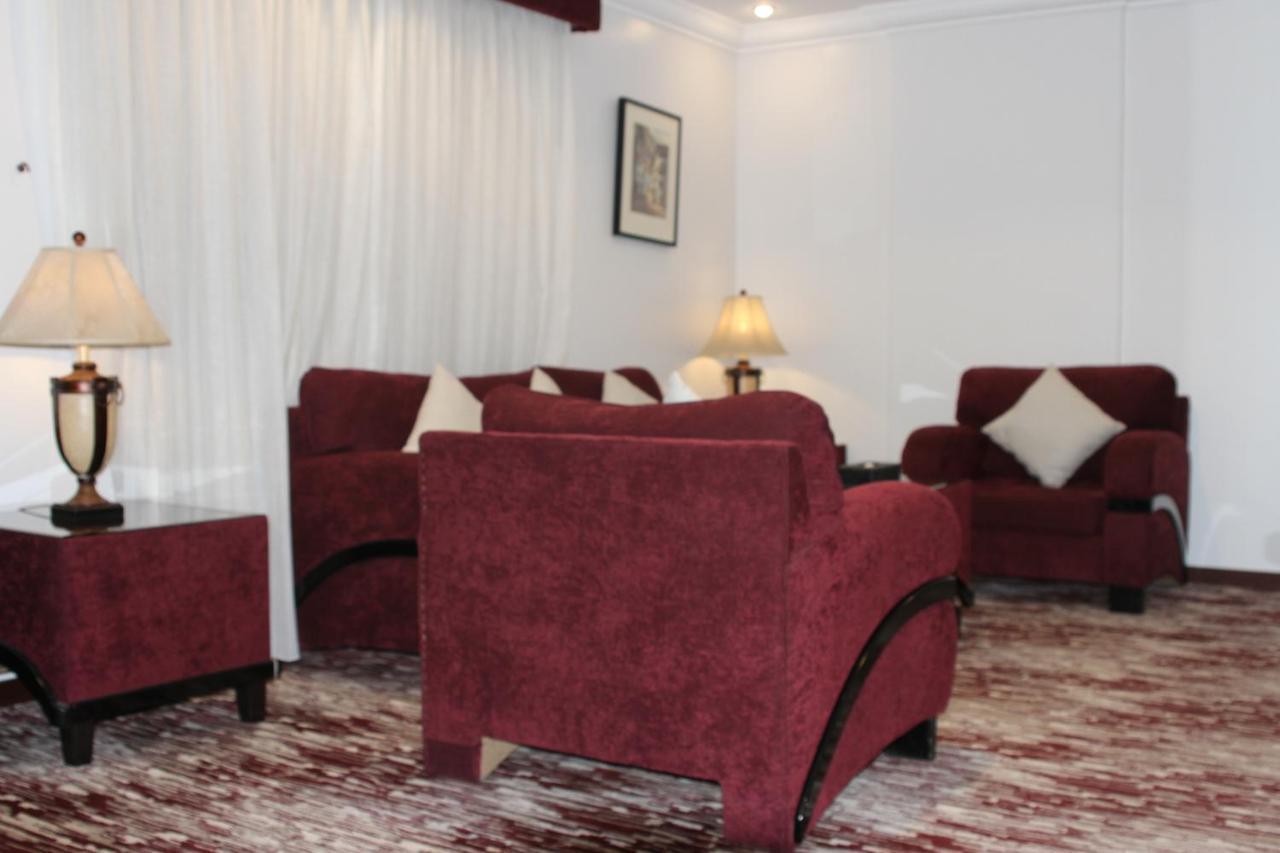 Carawan Al Khaleej Hotel Olaya Riad Exterior foto