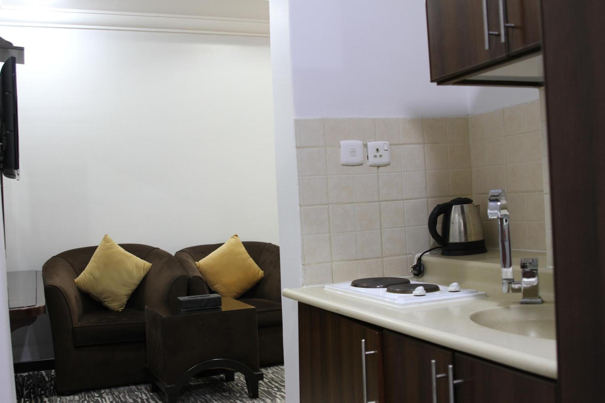 Carawan Al Khaleej Hotel Olaya Riad Exterior foto